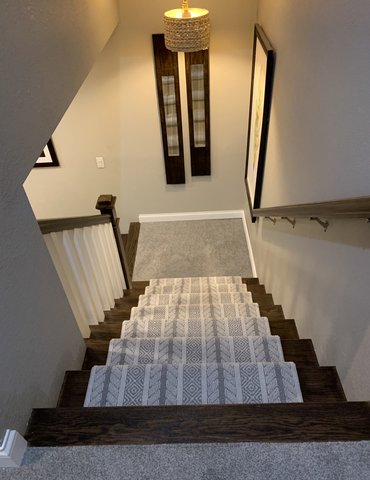 Welcome to B&D Flooring Inc in Grafton, ND, your hometown flooring store. | Check out our extensive gallery of Stair renovations! | 701-352-0092